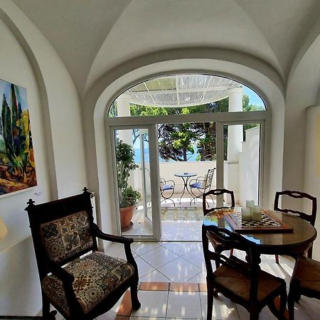 Hotel Nautilus กาปรี ภายนอก รูปภาพ