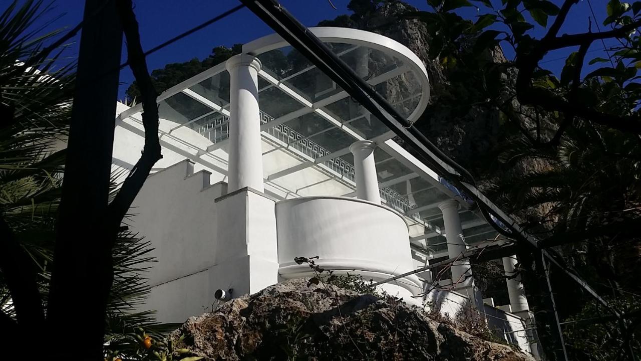 Hotel Nautilus กาปรี ภายนอก รูปภาพ