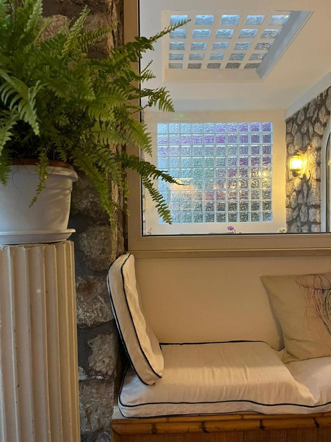 Hotel Nautilus กาปรี ภายนอก รูปภาพ